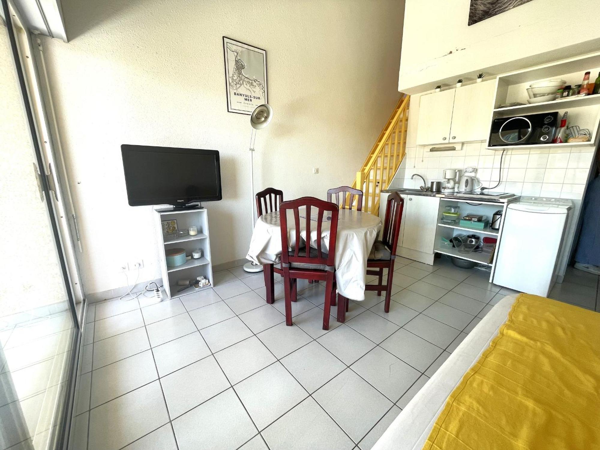 Apartment : Duplex T3 Avec Terrasse, Parking Prive, Proche - Fr-1-309-77